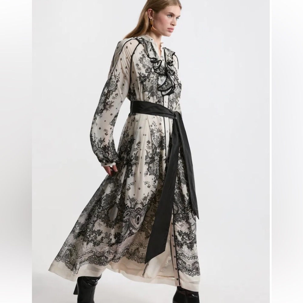Karen Millen Viscose Crinkle Placed Lace Printed Woven Midaxi Dress